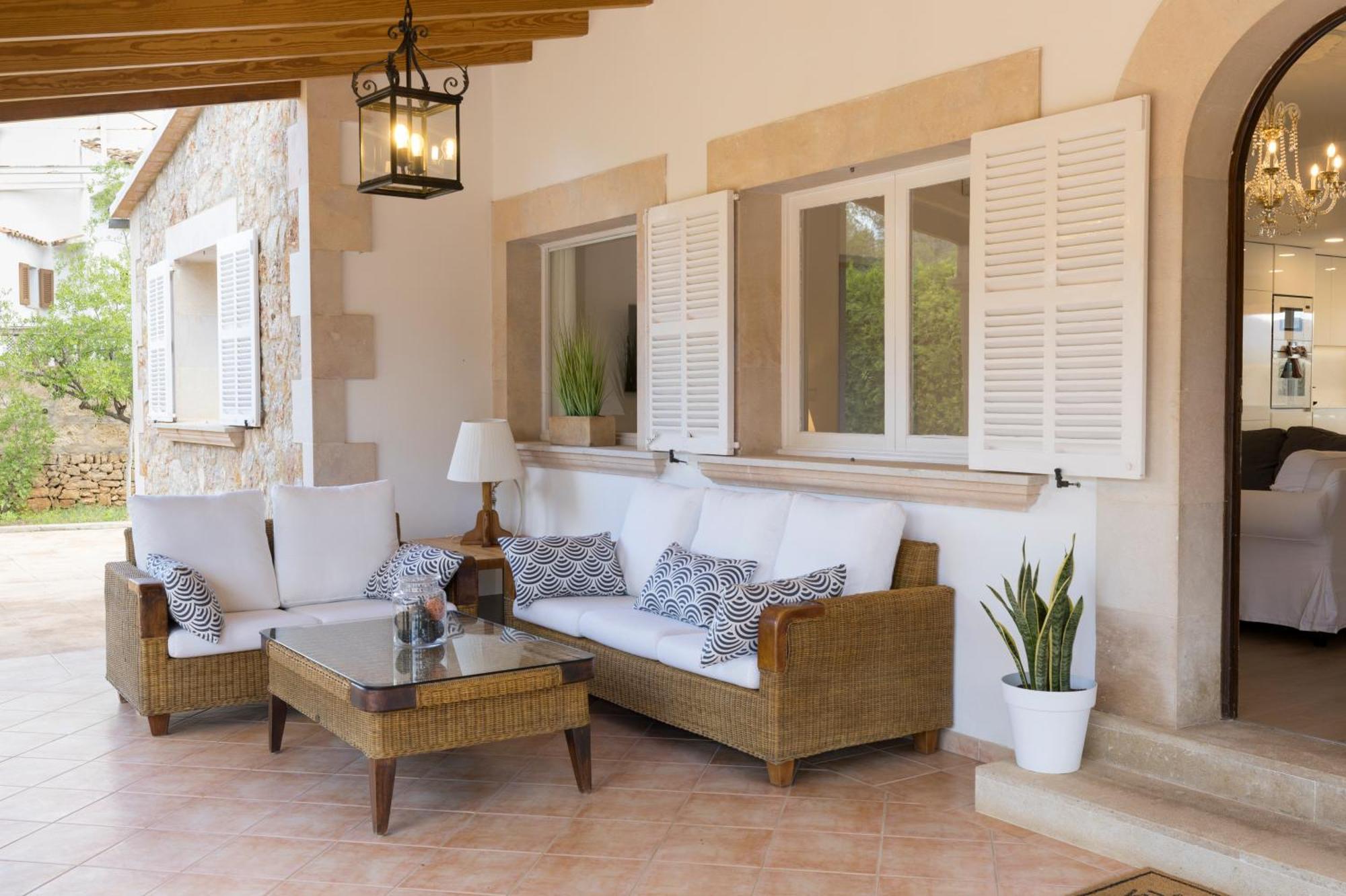 Villa Mestral *